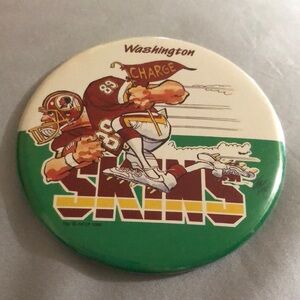 WASHINGTON REDSKINS 1988 JACK DAVIS BUTTON PINBACK - SUPER RARE